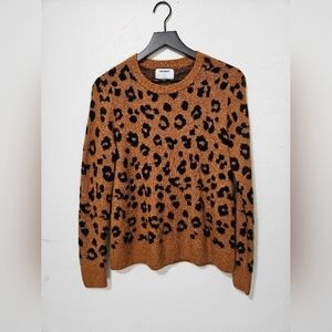 Old Navy Animal Print Soft Knit Crew Neck Sweater Size‎ Medium